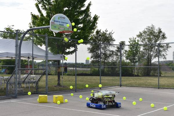 Our 2017 robot Oscar shooting some hoops at the Keith Neighbourhood Strawberry Festival